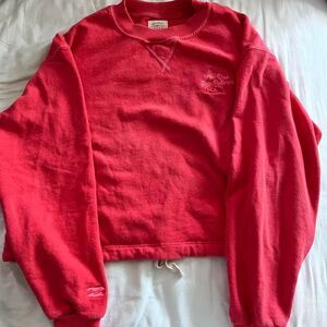 red billabong sweatshirt